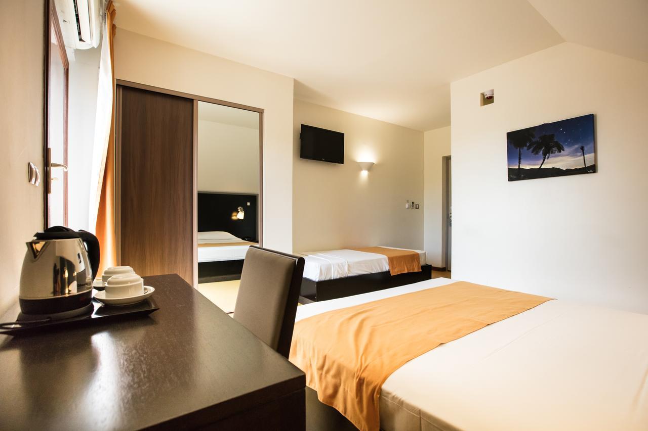 Tama Hotel Saint-Gilles-les Bains Dış mekan fotoğraf